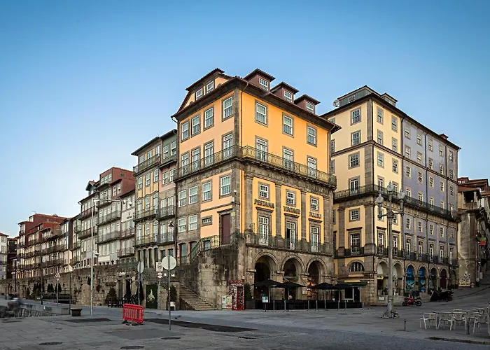 Pestana Vintage Porto & World Heritage Site